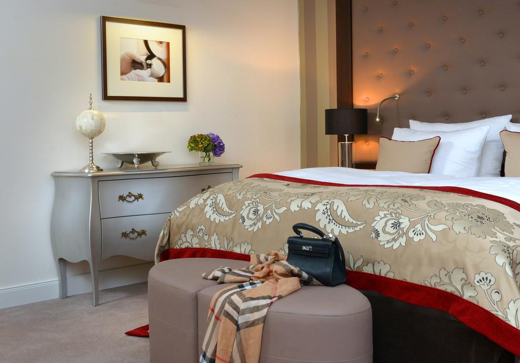 Romantik Hotel Burgkeller Residenz Kerstinghaus Meißen Kültér fotó